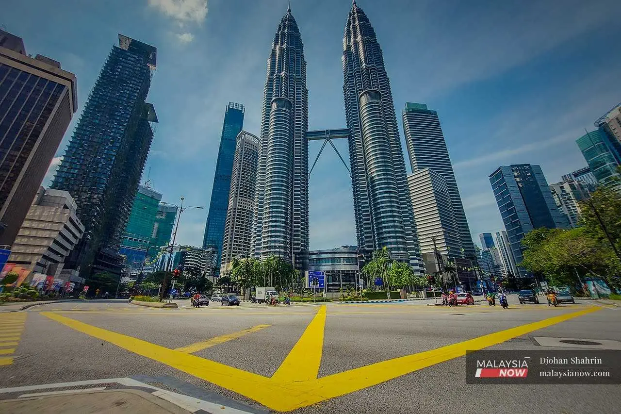 PetronasKLCC_Mnow